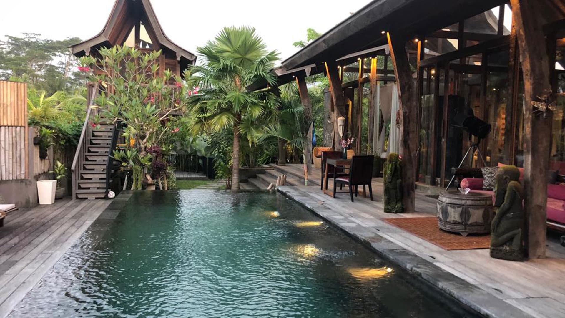 Penjiwaan Community. The Mothership House. Rentable at Airbnb